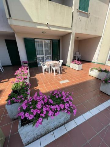 Apartament With Swimming Pool Apartment Caorle Bagian luar foto