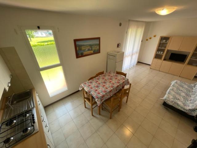 Apartament With Swimming Pool Apartment Caorle Bagian luar foto